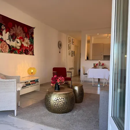 Apartman Superior On First Floor With Sea View Antibes