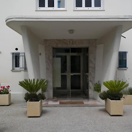 Superior On First Floor With Sea View Appartement *