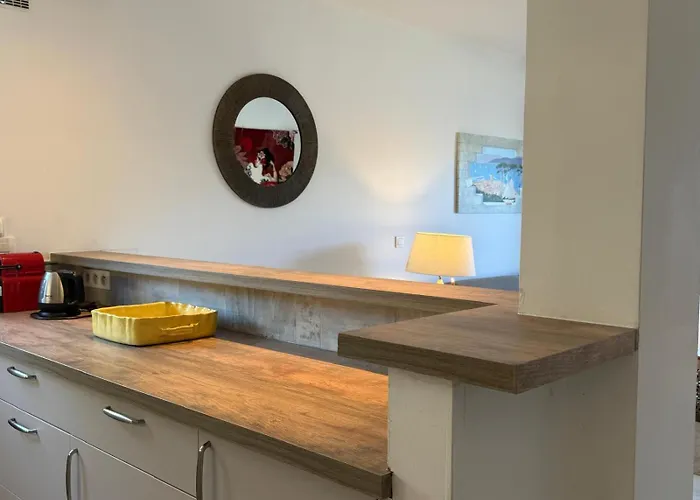 Superior On First Floor With Sea View Apartmán *